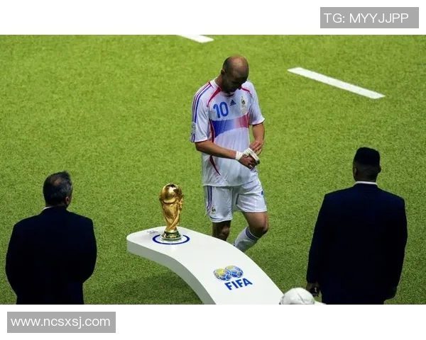 揭秘冷面球星赛场内外传奇人生故事带你感受别样足球魅力